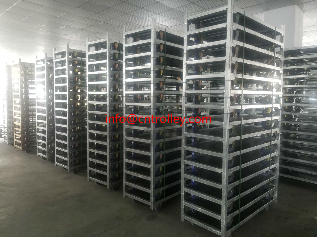 Hot Galvanized Zink Danish Flower Trolley mit natürlicher Holzveredelung und Lastkapazität von 40 kg pro Regal für den kommerziellen Blumenhandel